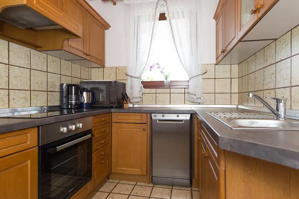 Apartment Galetic Malinska 0*,  Croatia