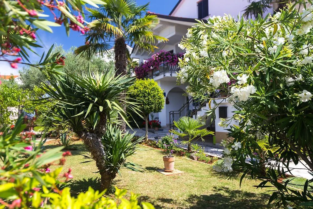 Apartment Galetic Malinska